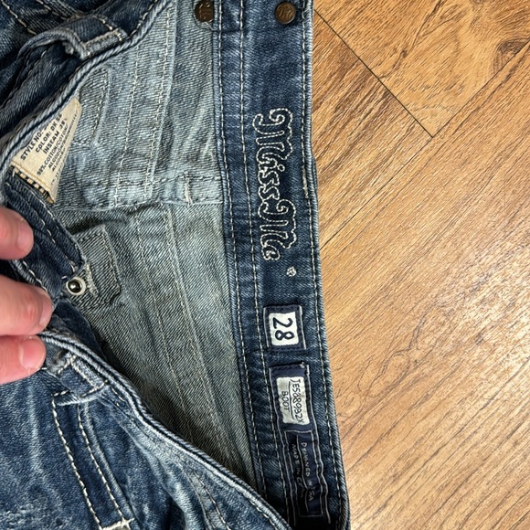 Miss Me size 28 jeans - Picture 6 of 8